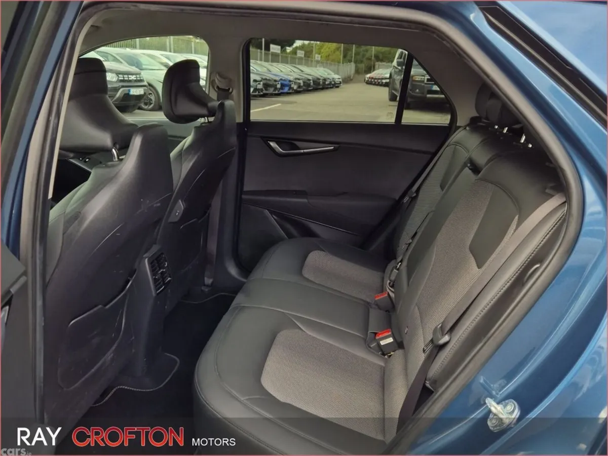 Kia e-Niro SUV, Electric, 2023, Blue