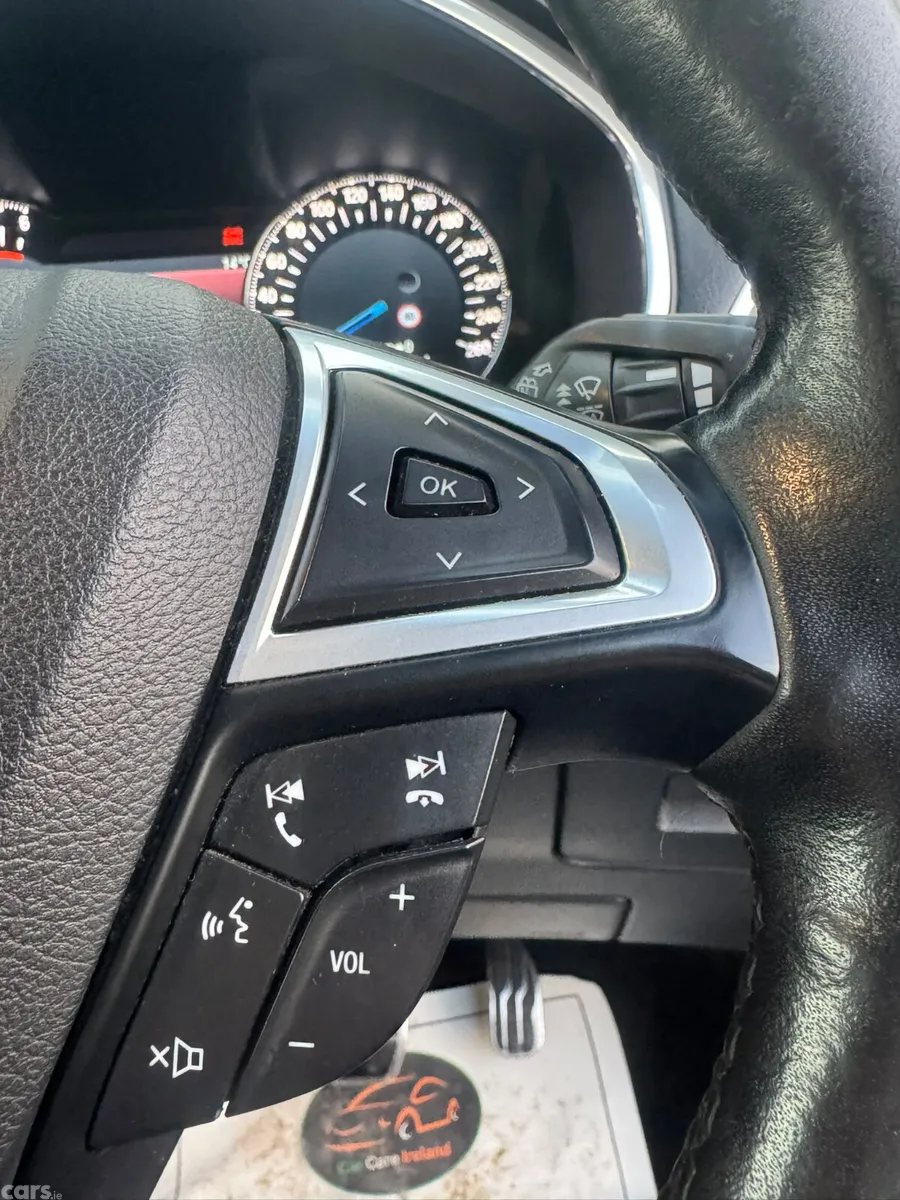 Ford Edge SUV, Diesel, 2017, Red