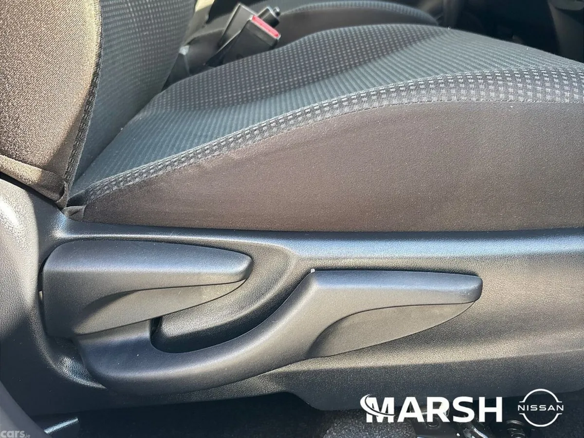 Toyota Vitz Hatchback, Petrol Hybrid, 2019, White