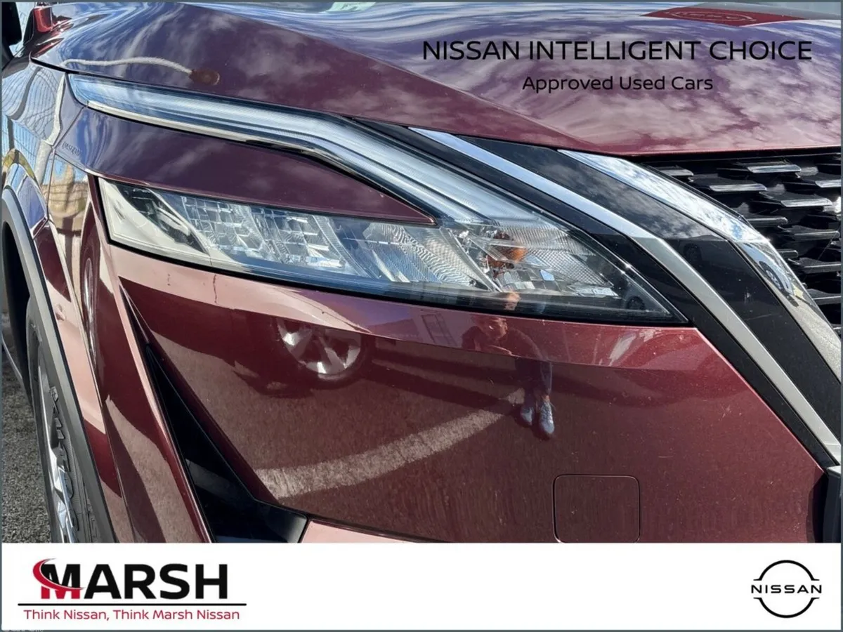 Nissan Qashqai MPV, Petrol, 2023, Red