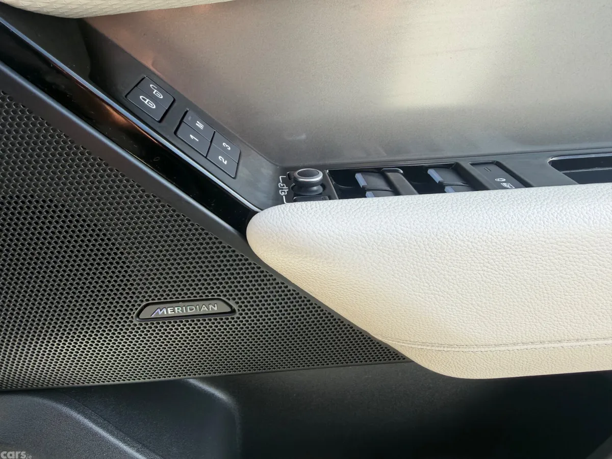 Land Rover Range Rover Velar SUV, Diesel, 2020, White