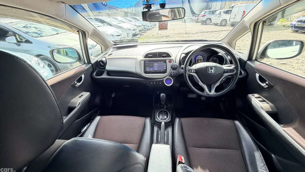 Honda Fit Hatchback, Petrol Hybrid, 2013, White