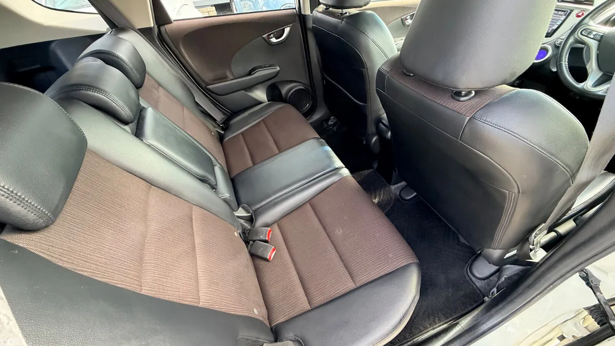Honda Fit Hatchback, Petrol Hybrid, 2013, White