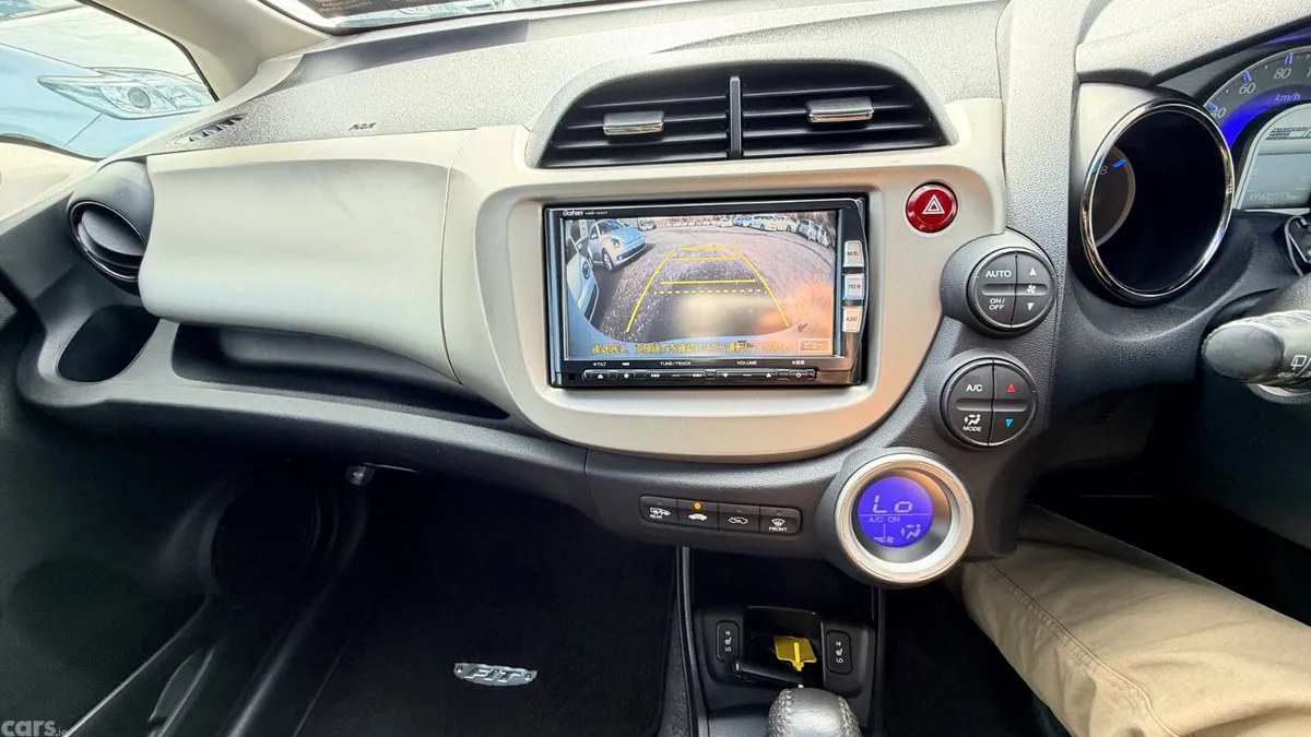 Honda Fit Hatchback, Petrol Hybrid, 2013, White