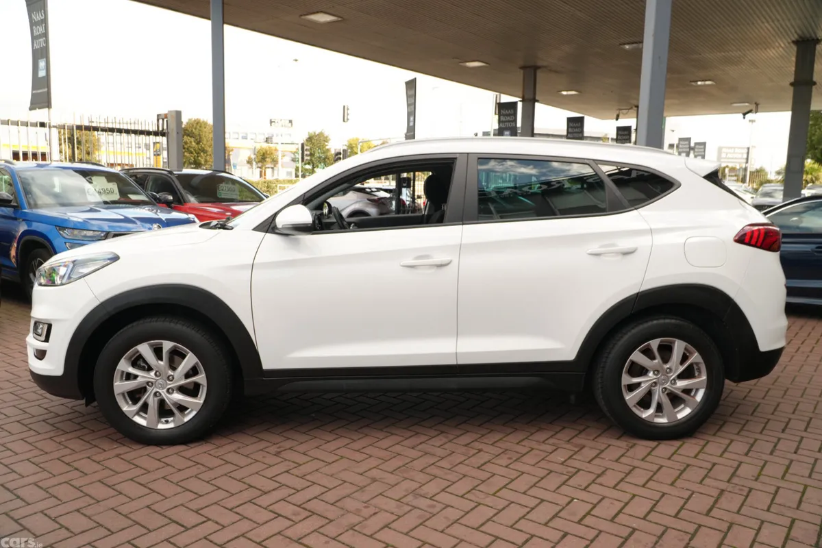 Hyundai Tucson SUV, Diesel, 2019, White