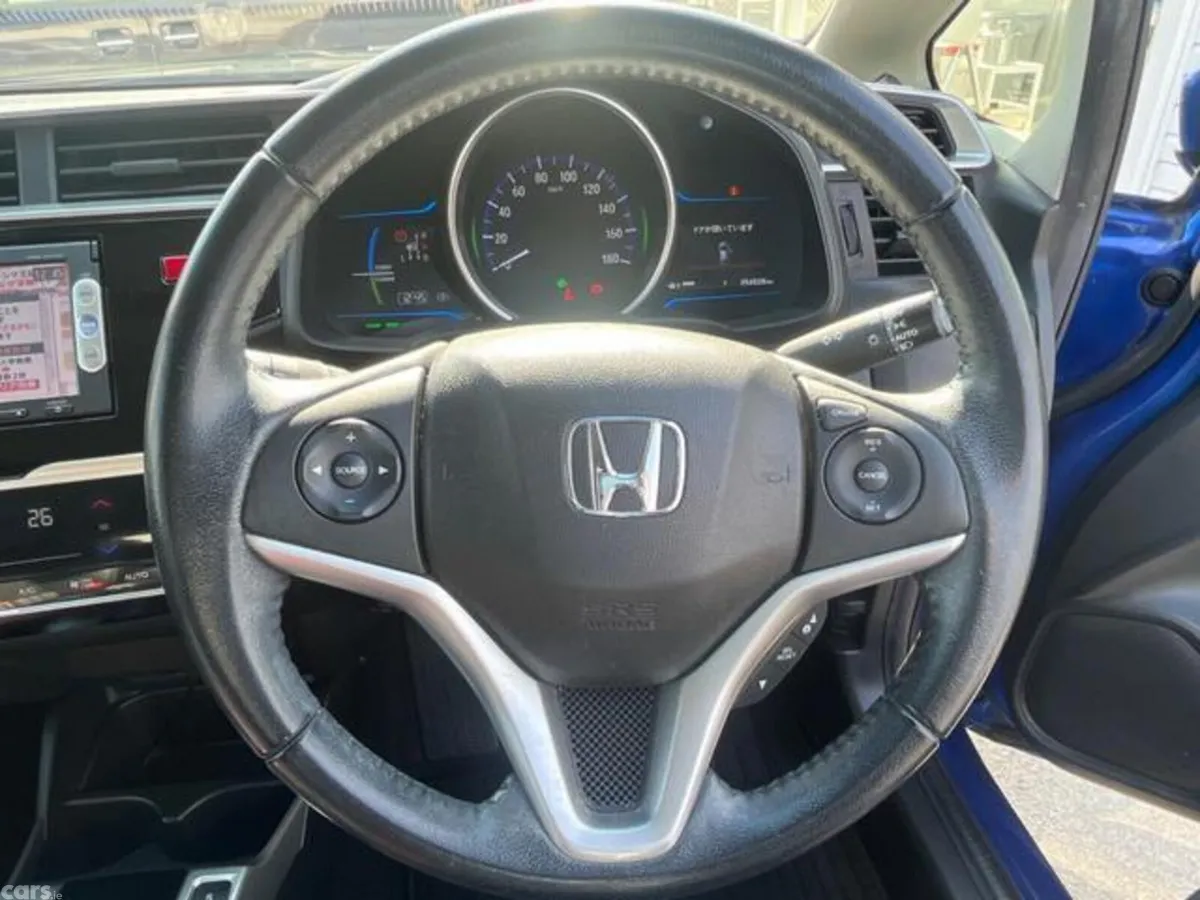 Honda Fit Hatchback, Petrol Hybrid, 2015, Blue