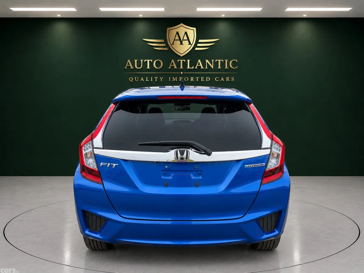 Honda Fit Hatchback, Petrol Hybrid, 2015, Blue
