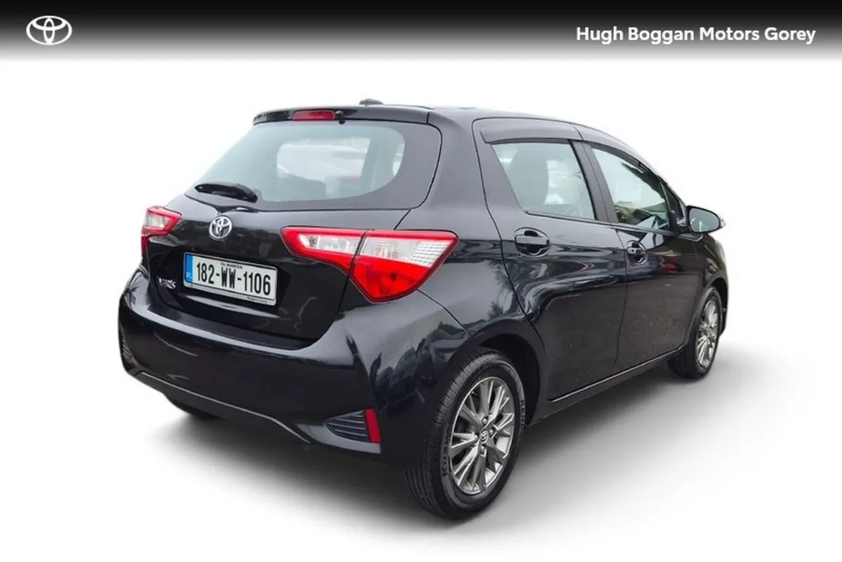 Toyota Yaris Hatchback, Petrol, 2018, Black