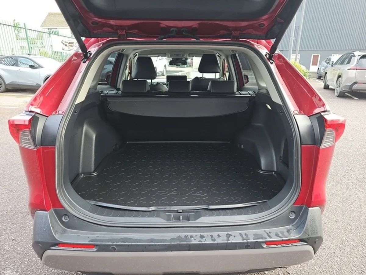 Toyota RAV4 SUV, Petrol Hybrid, 2024, Red