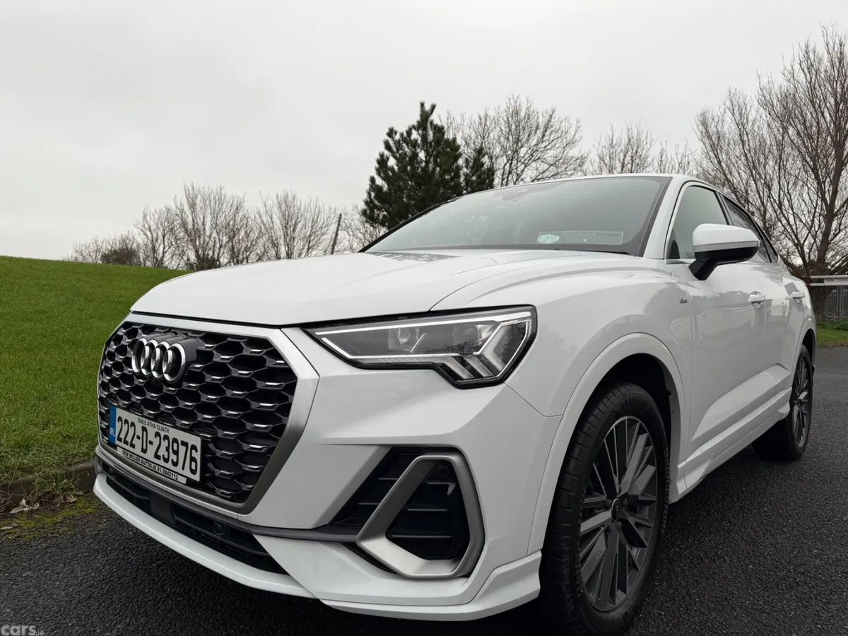 Audi Q3 SUV, Petrol, 2022, White