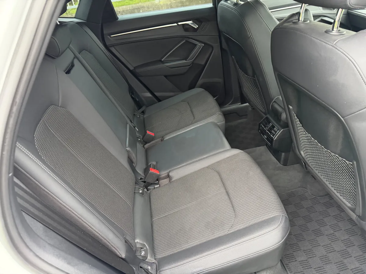 Audi Q3 SUV, Petrol, 2022, White