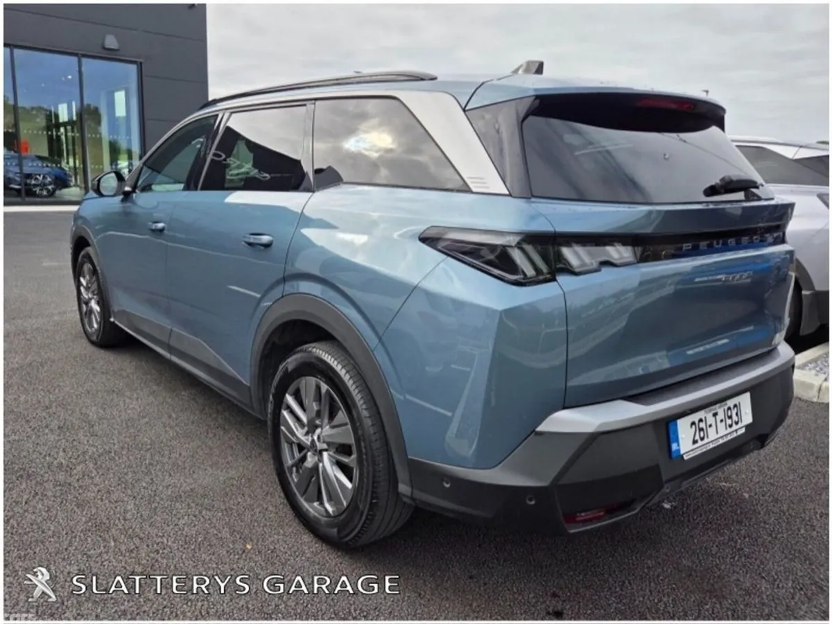 Peugeot 5008 SUV, Petrol, 2026, Blue