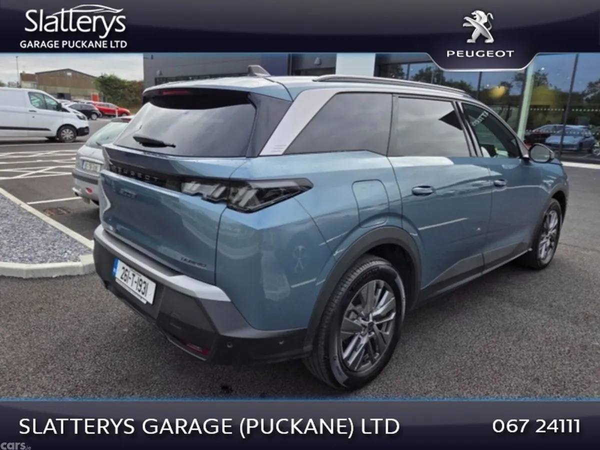 Peugeot 5008 SUV, Petrol, 2026, Blue