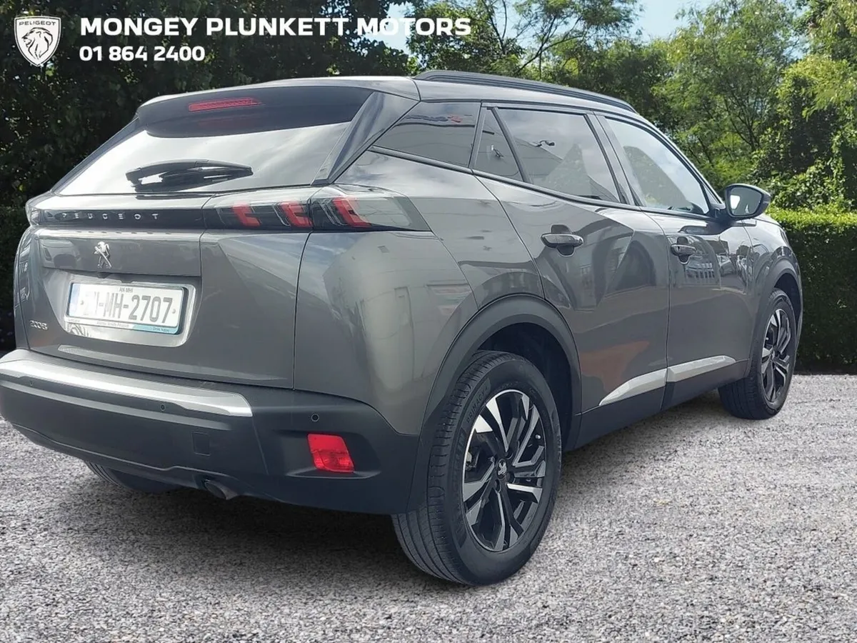 Peugeot 2008 MPV, Petrol, 2021, Grey