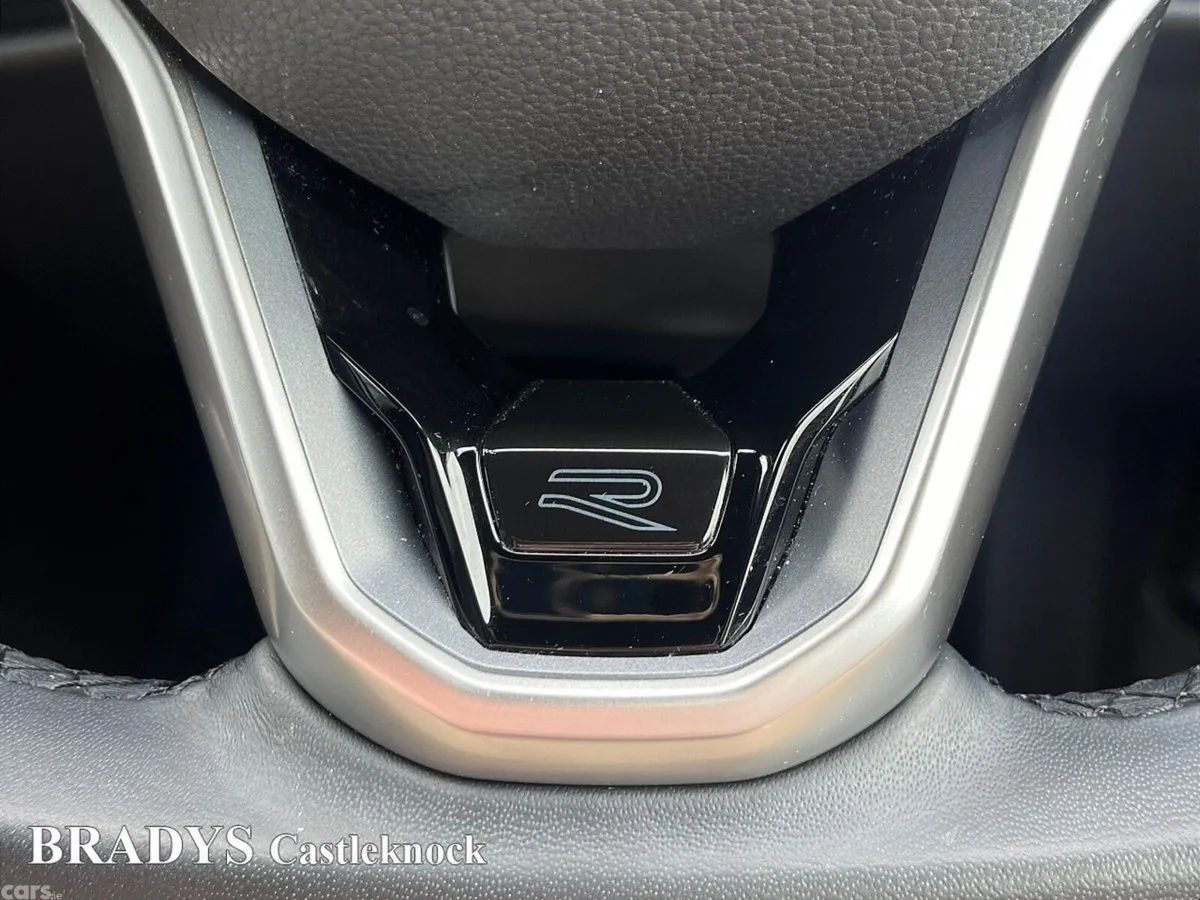 Volkswagen Golf Hatchback, Petrol, 2022, White