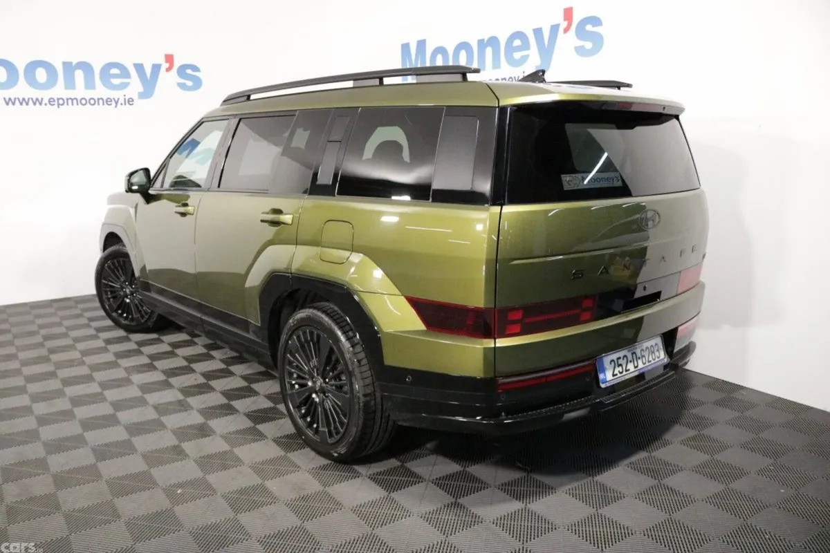 Hyundai Santa Fe SUV, Petrol Plug-in Hybrid, 2025, Green