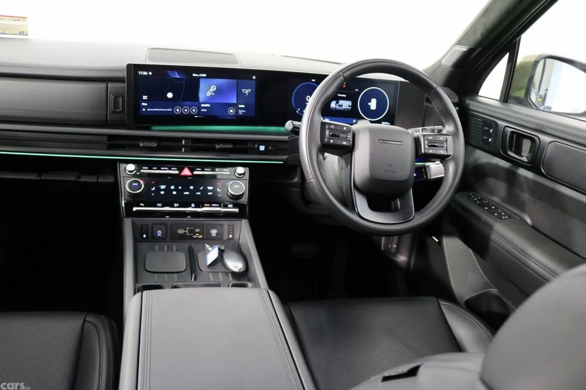Hyundai Santa Fe SUV, Petrol Plug-in Hybrid, 2025, Green