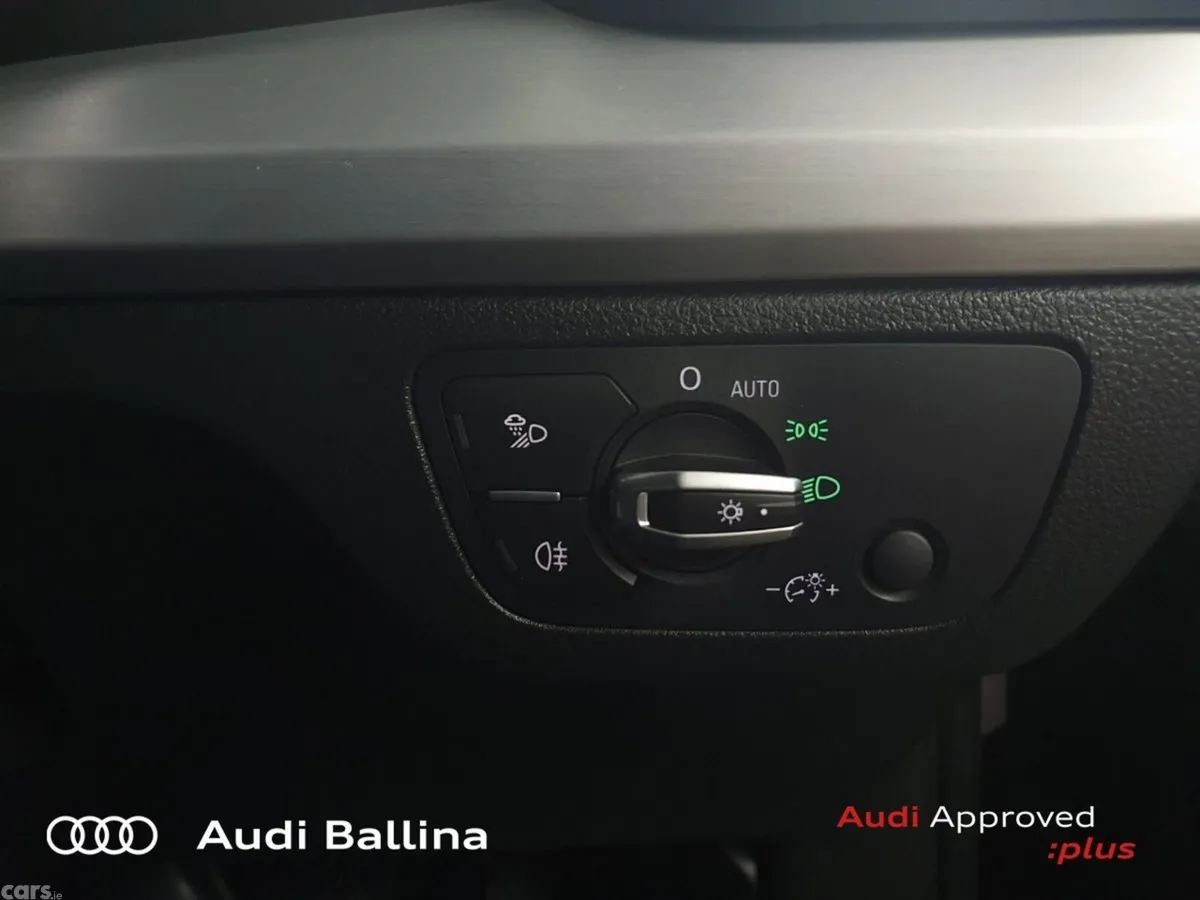 Audi Q5 SUV, Petrol Hybrid, 2023, Black