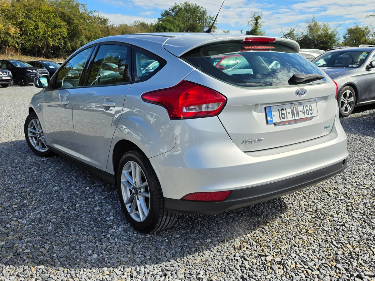 Ford Focus Hatchback, Petrol, 2016, Silver