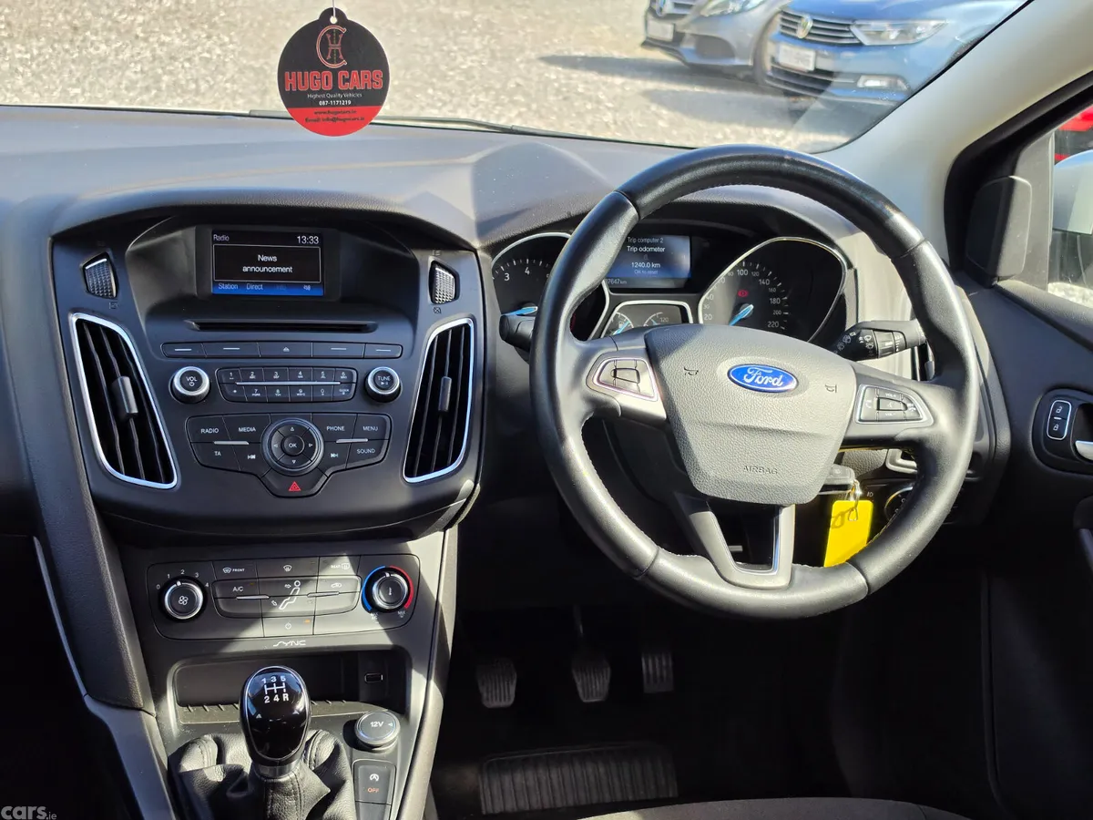 Ford Focus Hatchback, Petrol, 2016, Silver
