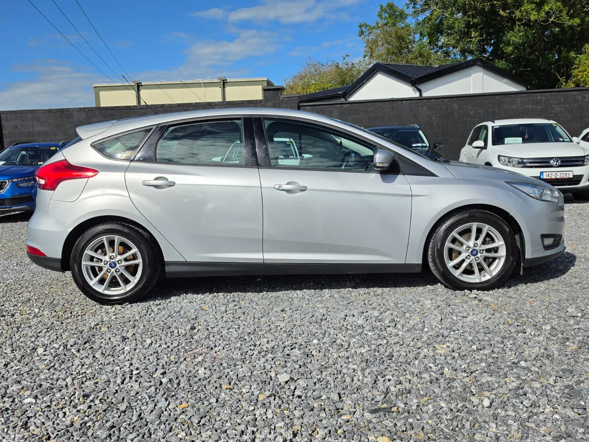 Ford Focus Hatchback, Petrol, 2016, Silver
