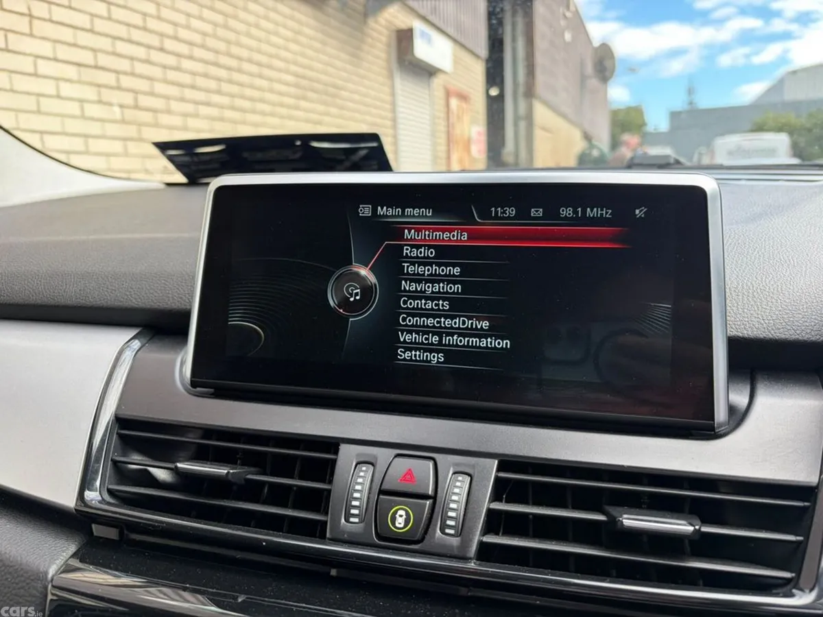 BMW 2-Series MPV, Petrol, 2015, White