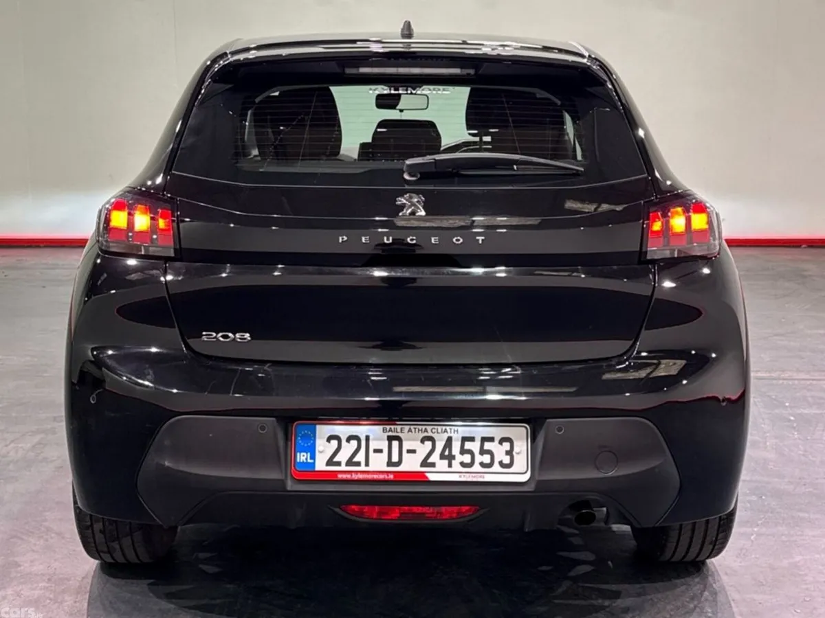 Peugeot 208 Hatchback, Petrol, 2022, Black
