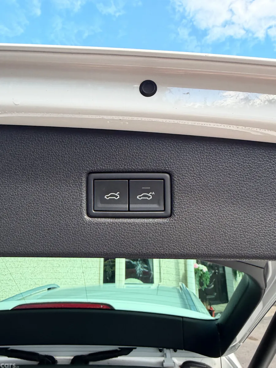 Volkswagen Tiguan SUV, Diesel, 2019, White