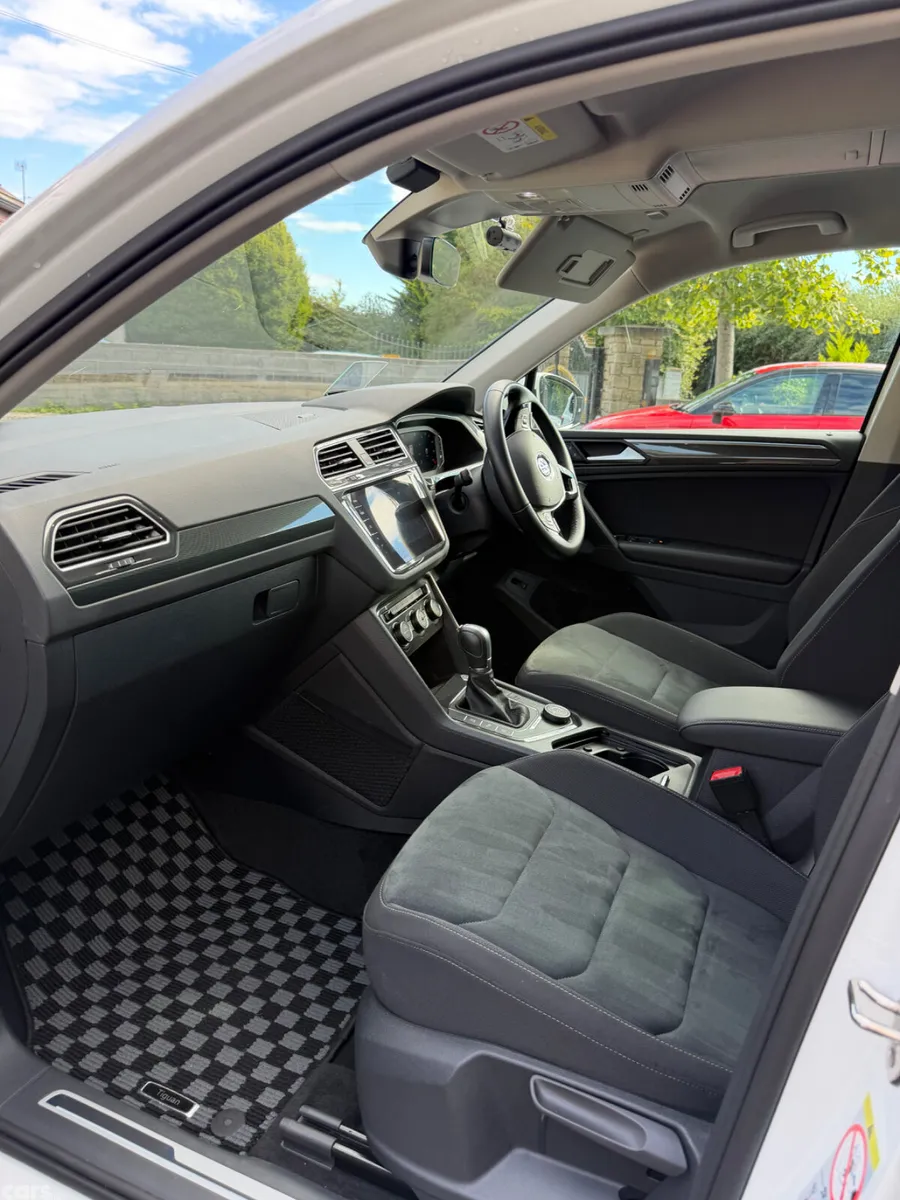 Volkswagen Tiguan SUV, Diesel, 2019, White