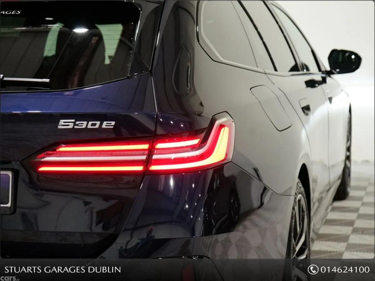 BMW 5-Series Estate, Petrol Plug-in Hybrid, 2025, Black