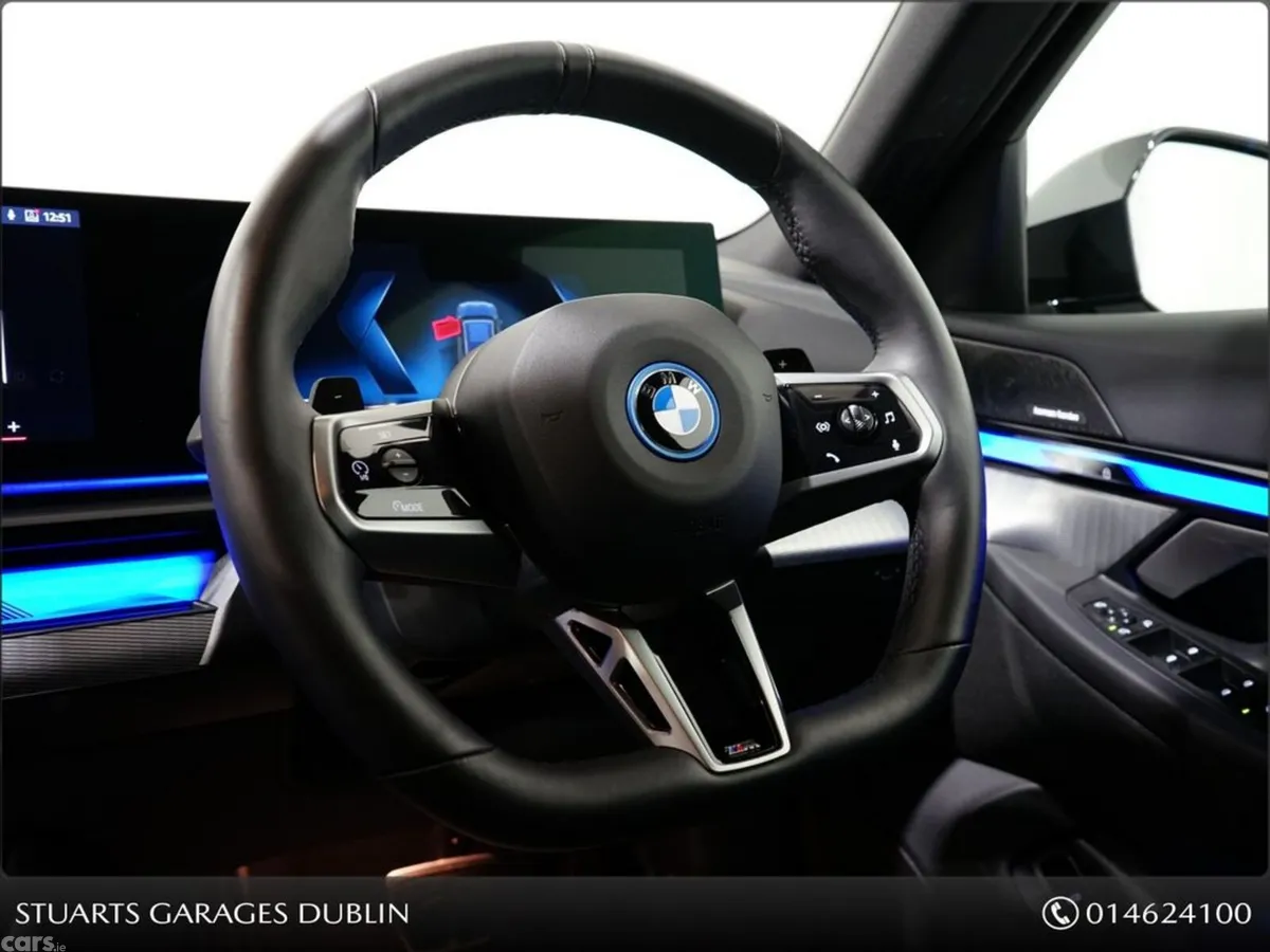 BMW 5-Series Estate, Petrol Plug-in Hybrid, 2025, Black