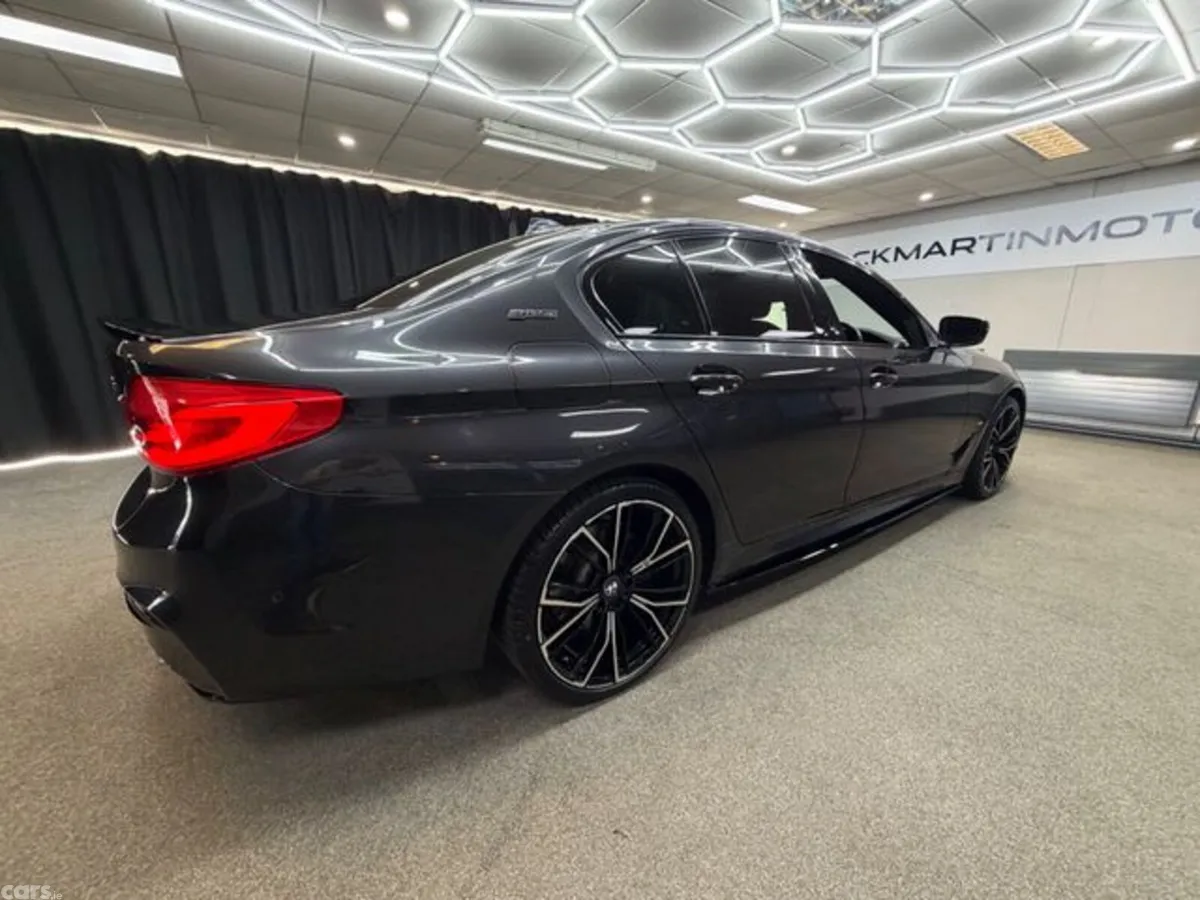 BMW 5-Series Saloon, Petrol Plug-in Hybrid, 2018, Grey