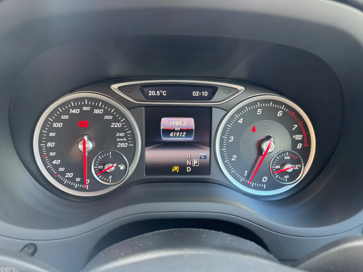 Mercedes-Benz B-Class Hatchback, Petrol, 2017, Blue