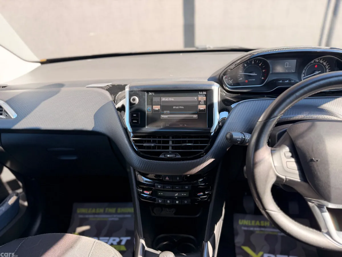 Peugeot 2008 Estate, Diesel, 2017, Grey
