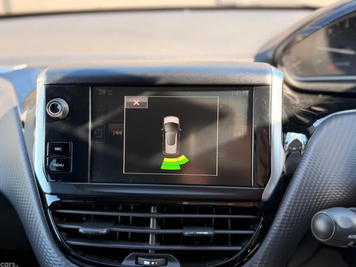 Peugeot 2008 Estate, Diesel, 2017, Grey