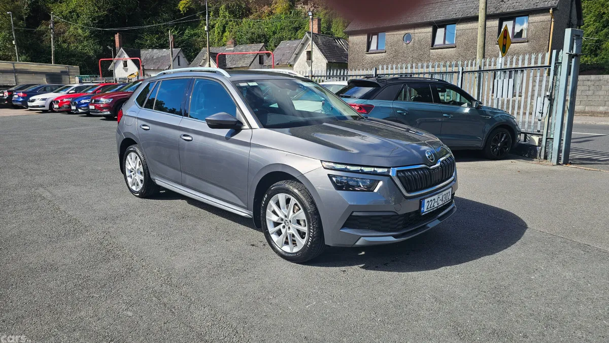 Skoda Kamiq Hatchback, Petrol, 2022, Grey