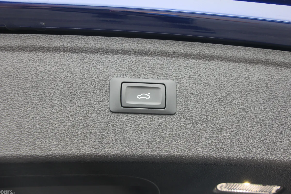Audi Q5 SUV, Diesel, 2021, Blue