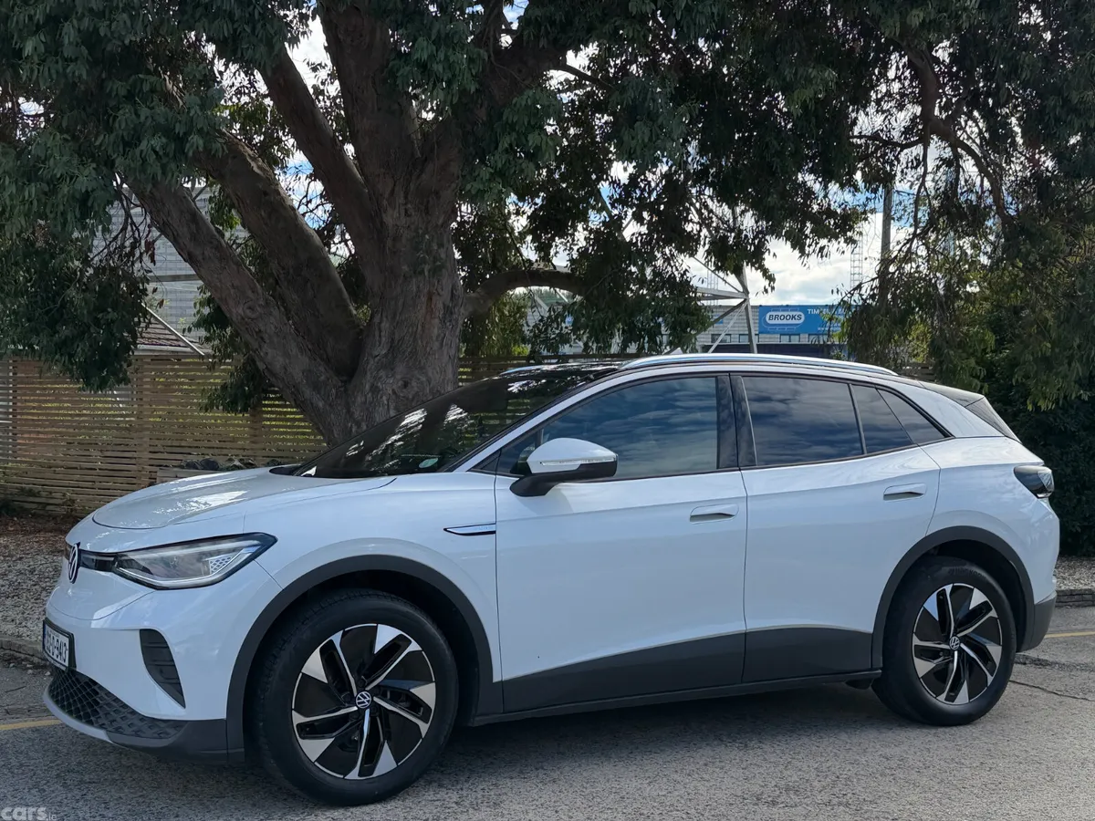 Volkswagen ID.4 Estate, Electric, 2023, White