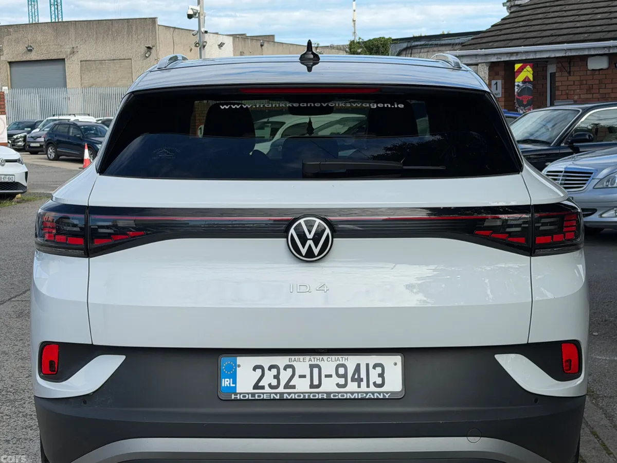 Volkswagen ID.4 Estate, Electric, 2023, White