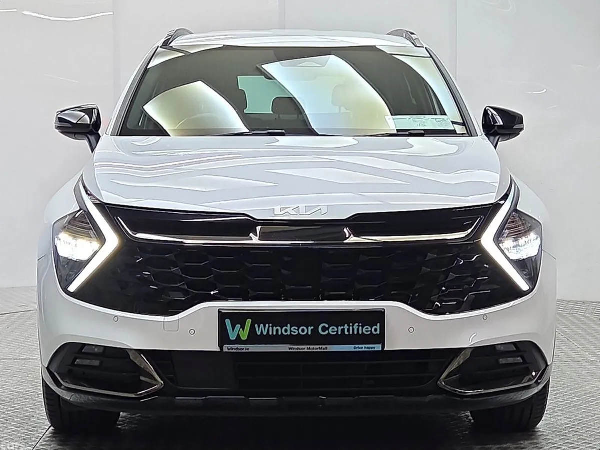 Kia Sportage SUV, Petrol Hybrid, 2024, White