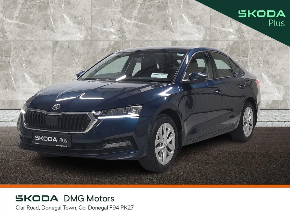 Skoda Octavia Saloon, Diesel, 2024, Blue