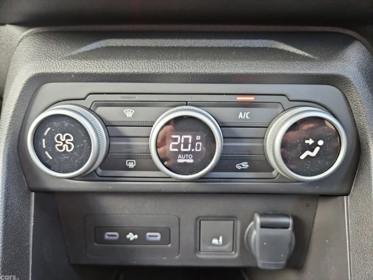 Dacia Jogger MPV, Petrol Hybrid, 2026, Black