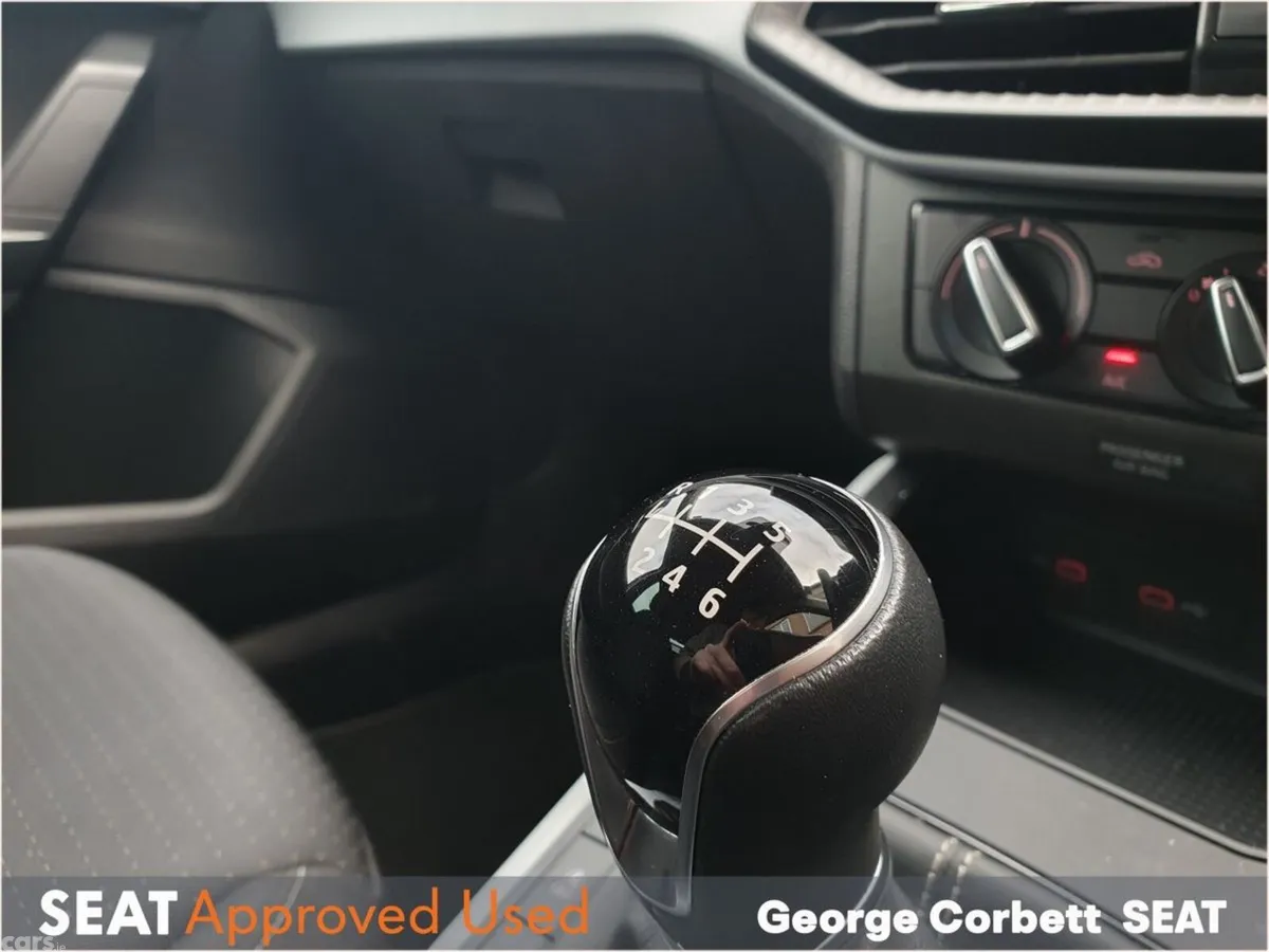 SEAT Arona SUV, Petrol, 2023, Blue