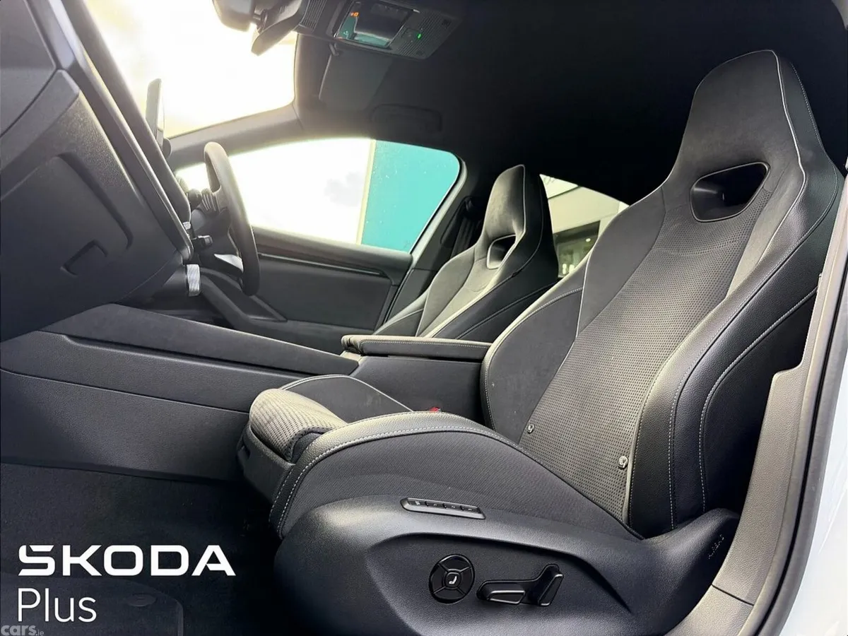 Skoda Superb Saloon, Diesel, 2026, White
