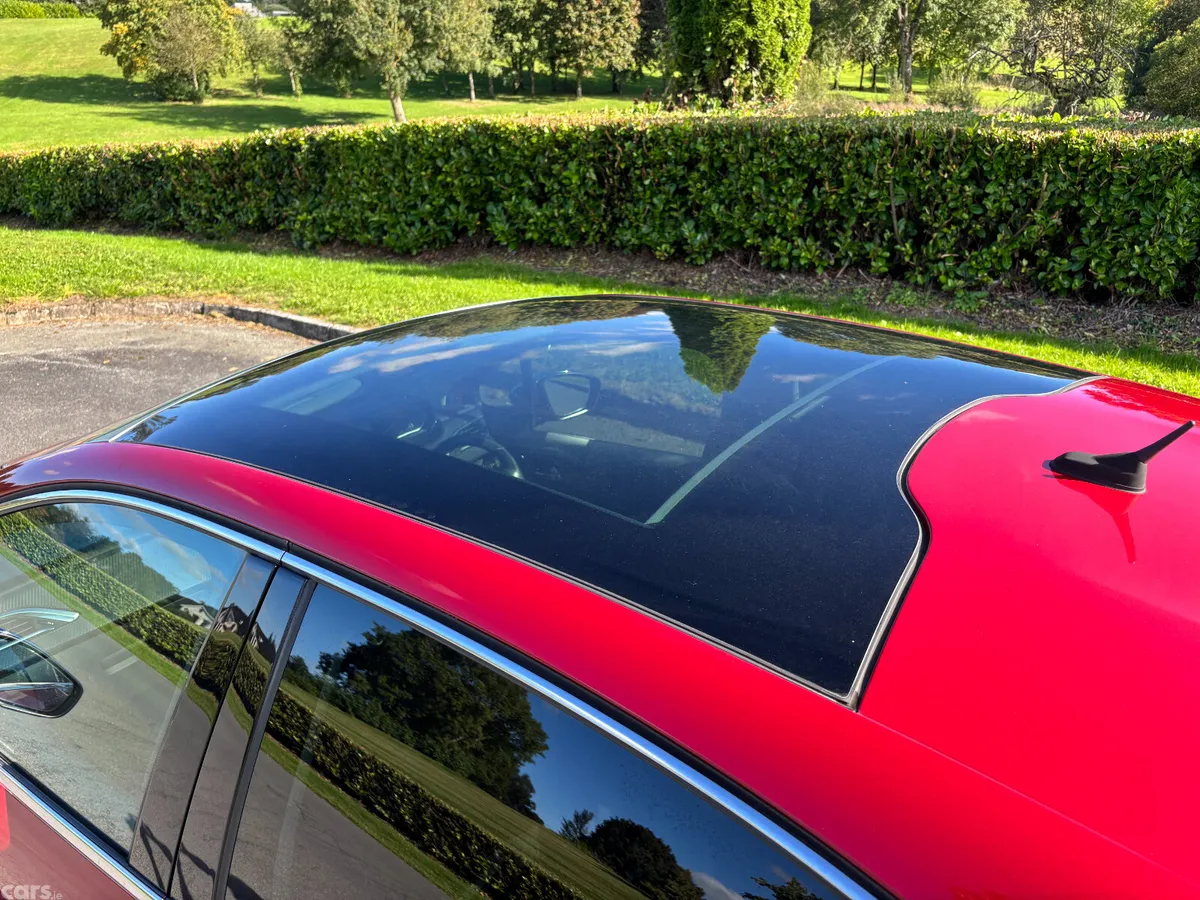 Peugeot 208 Hatchback, Petrol, 2018, Red