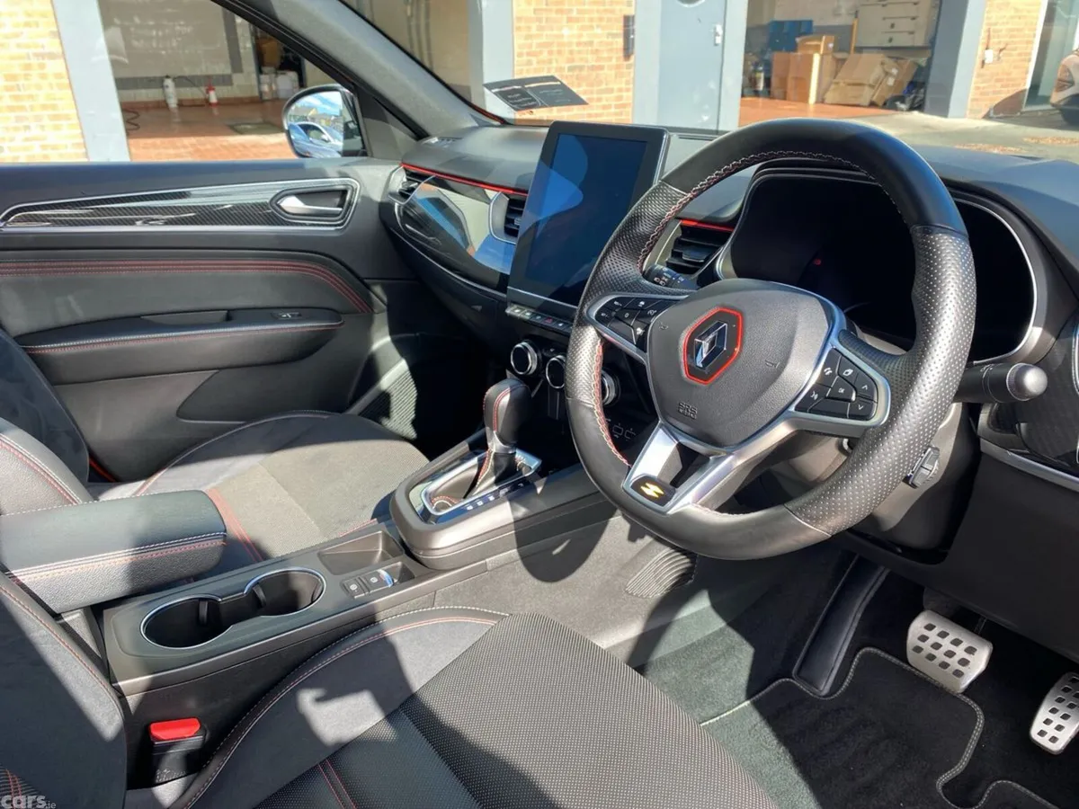 Renault Arkana Hatchback, Petrol, 2023, Orange