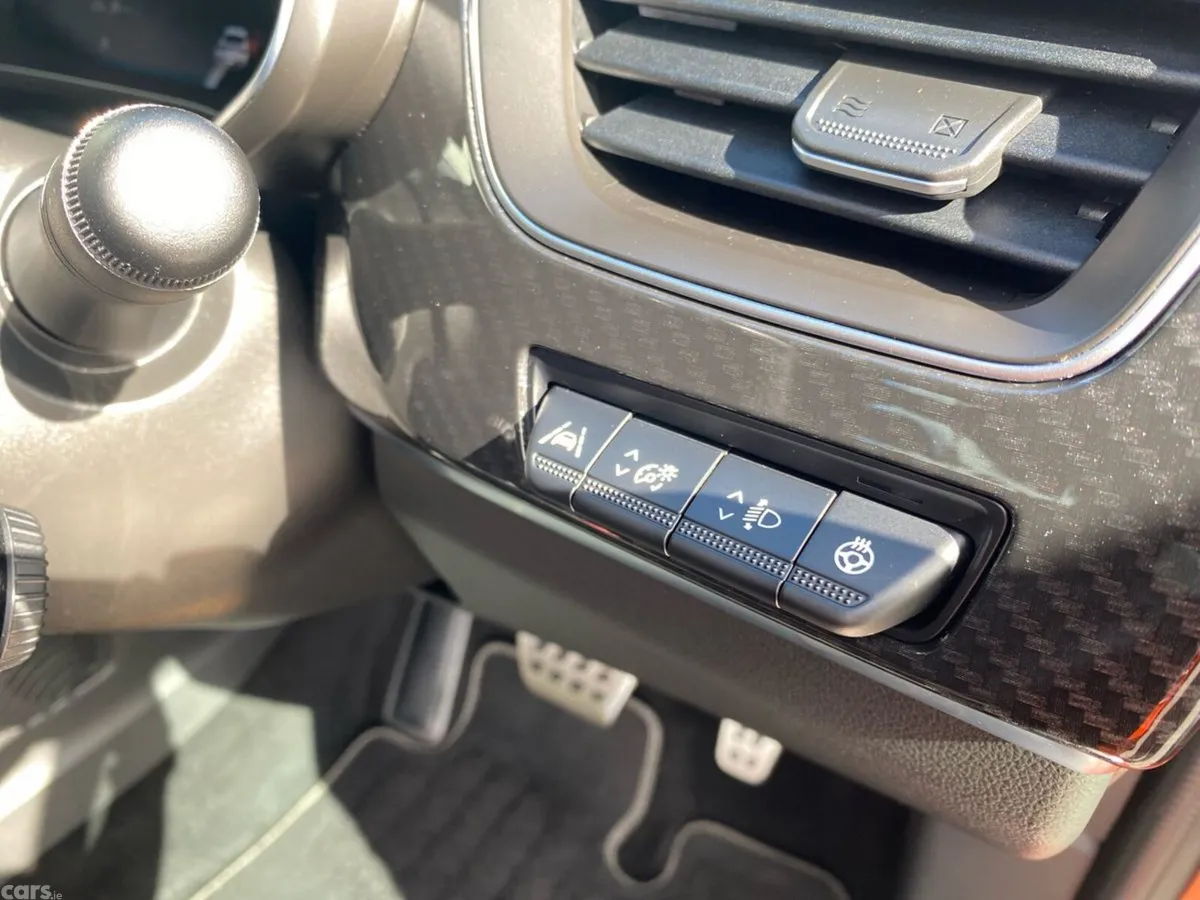 Renault Arkana Hatchback, Petrol, 2023, Orange