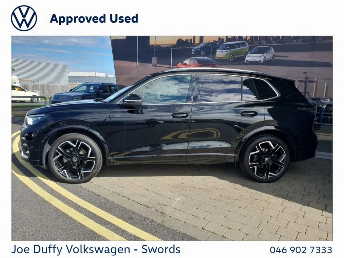 Volkswagen Tiguan SUV, Petrol Plug-in Hybrid, 2025, Black