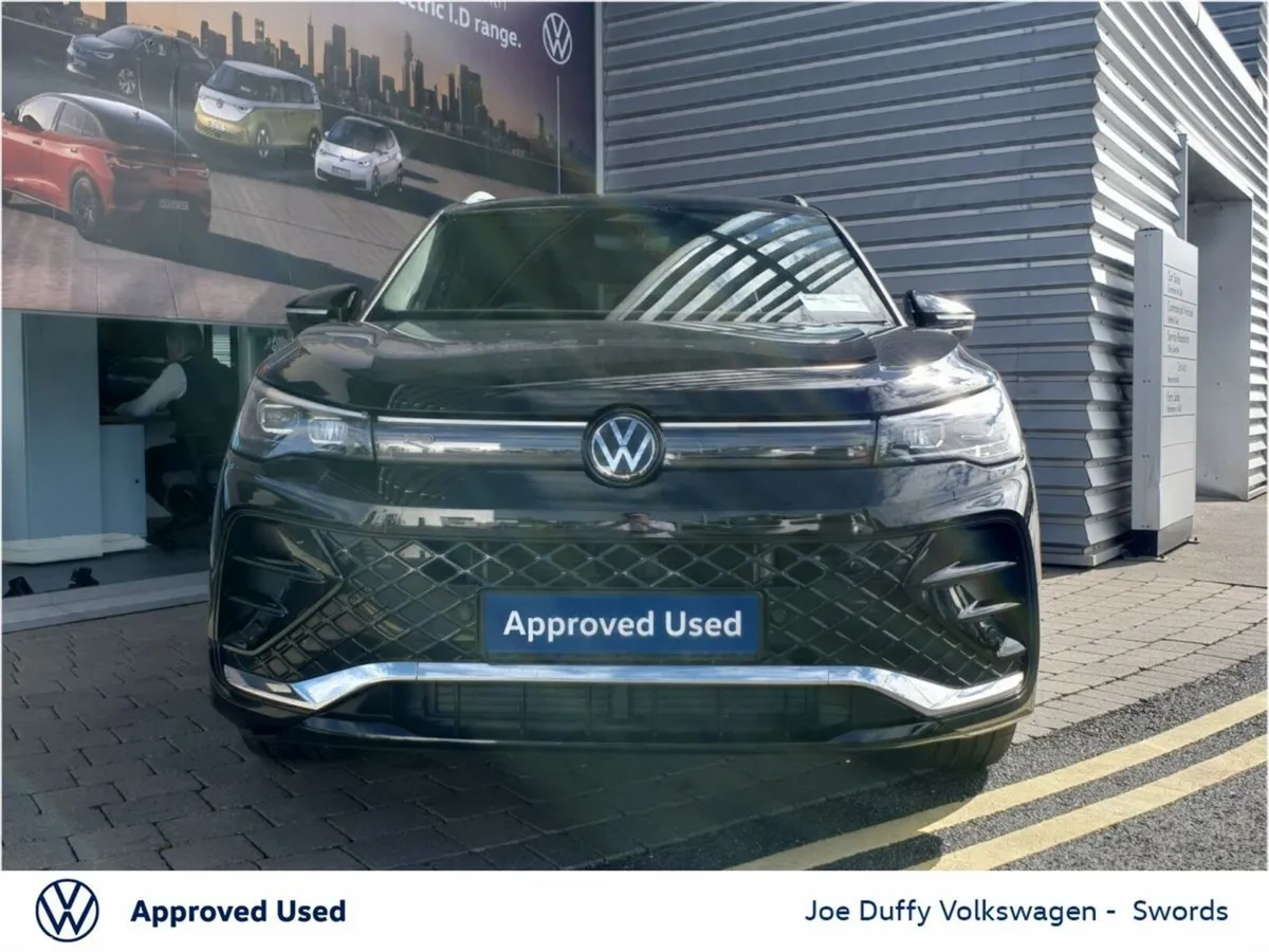 Volkswagen Tiguan SUV, Petrol Plug-in Hybrid, 2025, Black