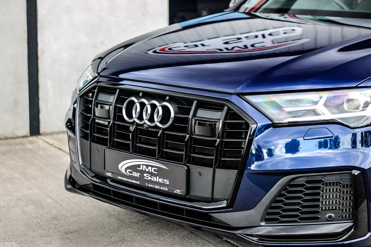 Audi Q7 SUV, Petrol Plug-in Hybrid, 2023, Blue